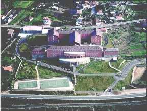 Vista aérea del centro de formación de Bamio